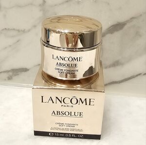 🌸🌸 Lancome Paris Absolue Soft Cream